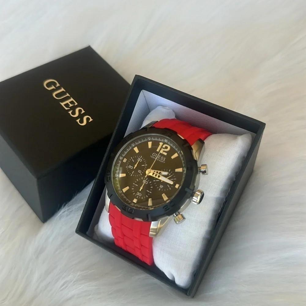 New GUESS Black Dial Men Analog Watch - U0864G7M